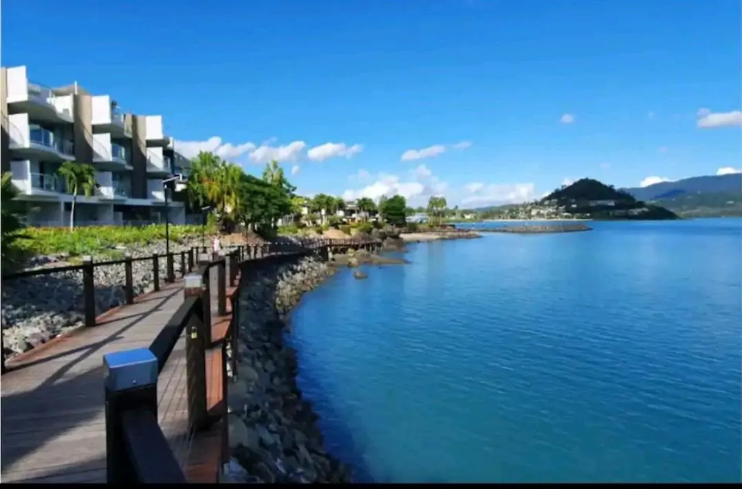 Belle Vue 12A Meaning Beautiful View Apartment Airlie Beach